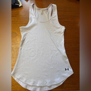 Under Armour Women's lavender ribbed Tank Top